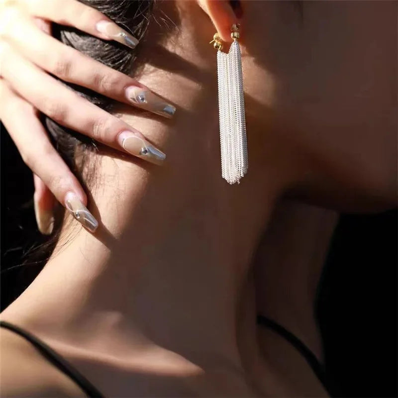 Pendientes Colgantes de Cadenas Plateadas para Mujer