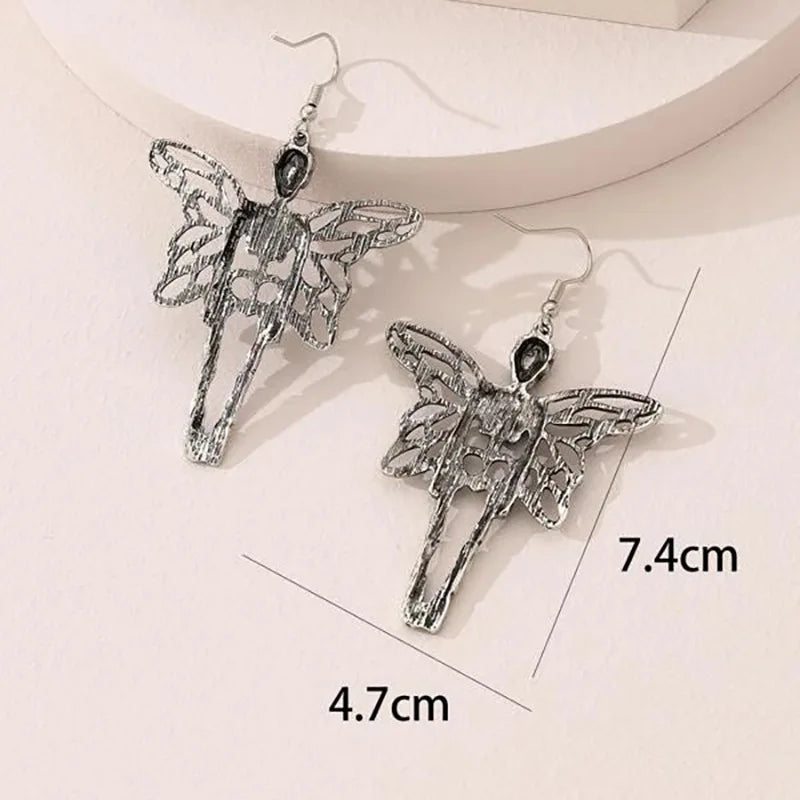 Pendientes colgantes de hada esqueleto con alas de mariposa y calavera