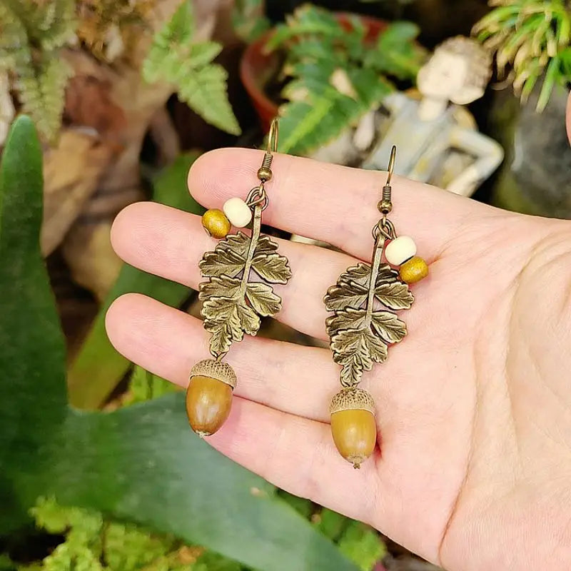 Pendientes Colgantes con Borla y Hoja