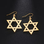 Pendientes colgantes hexagonales con el símbolo judío de la <span data-glossary-id="star-of-david">estrella de David</span> en oro