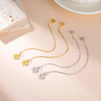 Pendientes largos colgantes con la <span data-glossary-id="etoile_de_david">estrella de David</span> símbolo judío oro y plata