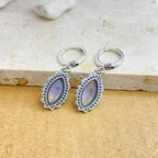 Pendientes colgantes ovalados y piedra lunar