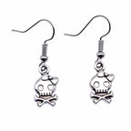 Pendientes colgantes de calavera con lazo pirata