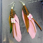 Pendientes de plumas estilo Apaches rosa