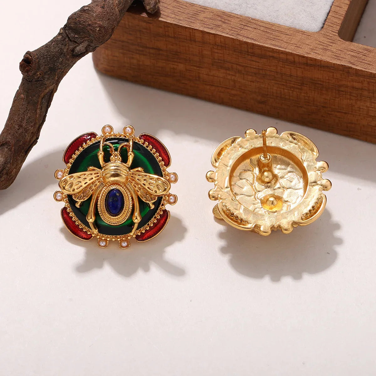 Pendientes redondos abeja verde