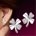 Pendientes trébol de cuatro corazones pavé de strass
