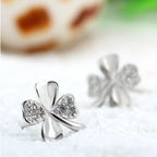 Pendientes trébol de cuatro corazones pavé de strass