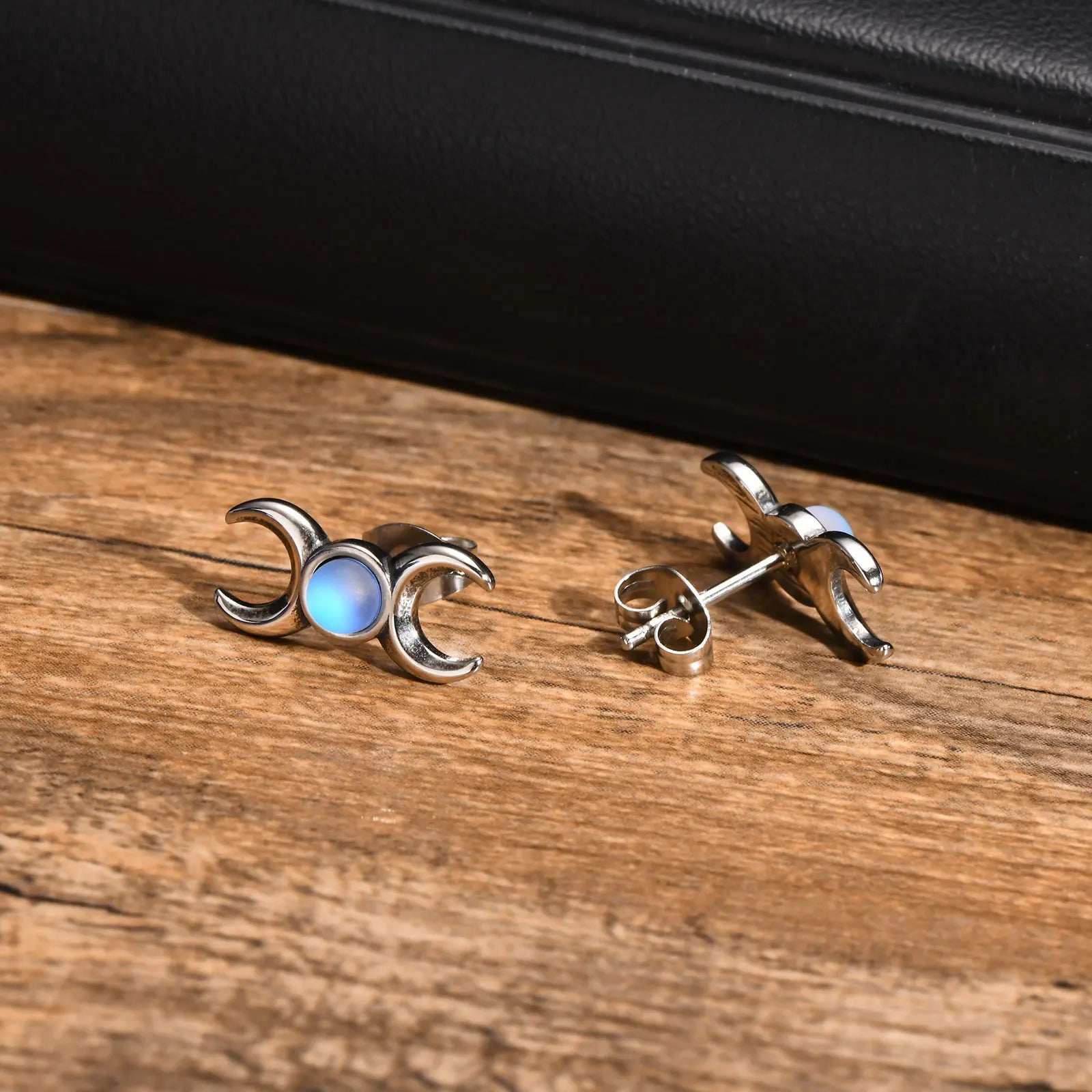 Pendientes de Botón Triple Luna Brujería Wicca Mujer