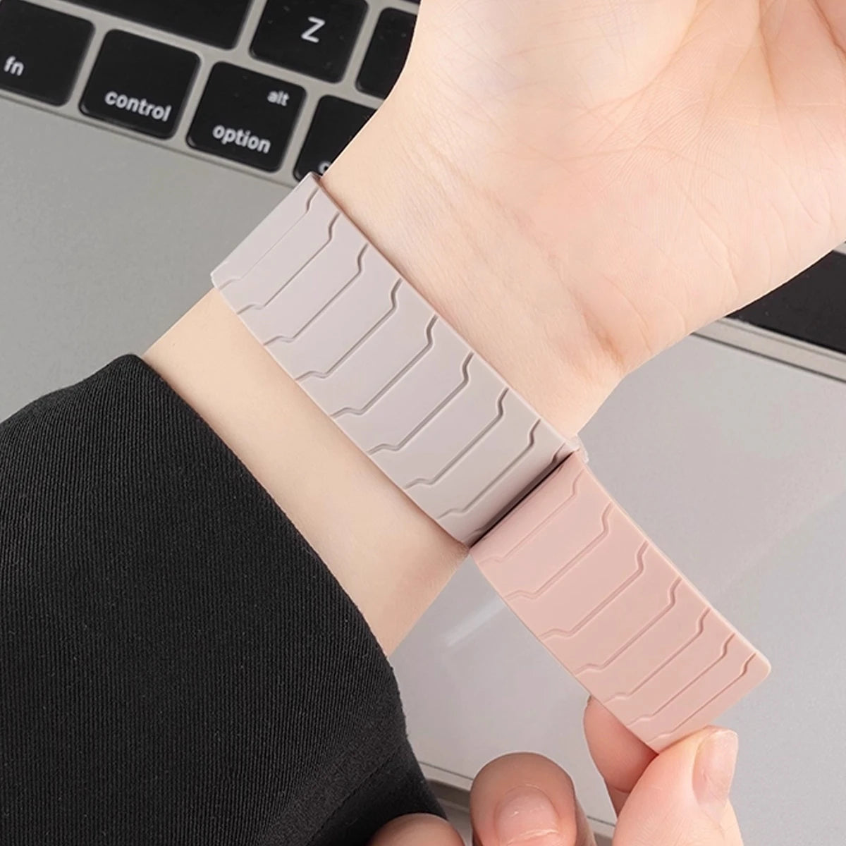 Pulsera magnética para reloj Fitbit Versa 3, Versa 4, Sense 1 y Sense 2 rosa