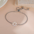 Pulsera ajustable con la <span data-glossary-id="etoile-de-david">estrella de David</span> símbolo judío plata
