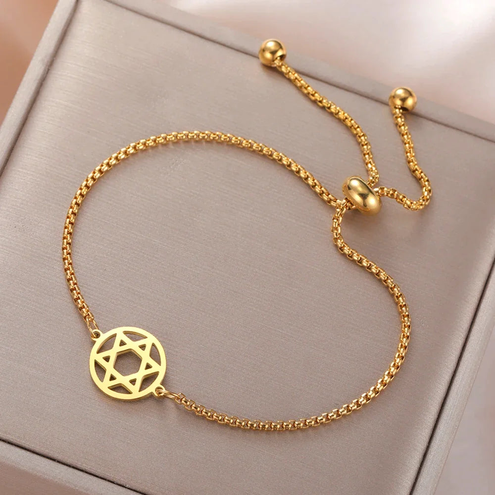 Pulsera ajustable con la <span data-glossary-id="etoile-de-david">estrella de David</span> símbolo judío oro