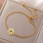 Pulsera ajustable con la <span data-glossary-id="etoile-de-david">estrella de David</span> símbolo judío oro