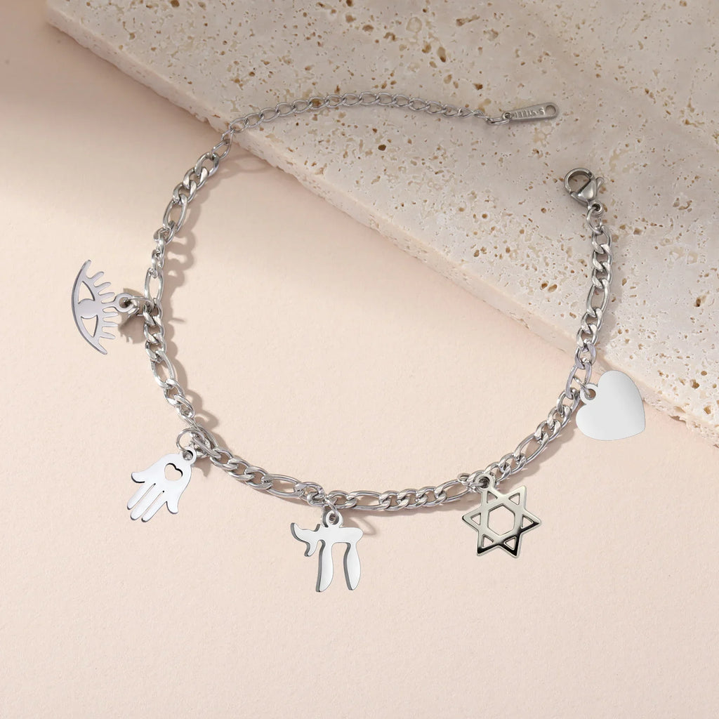 Pulsera ajustable con colgantes de protección judía plata