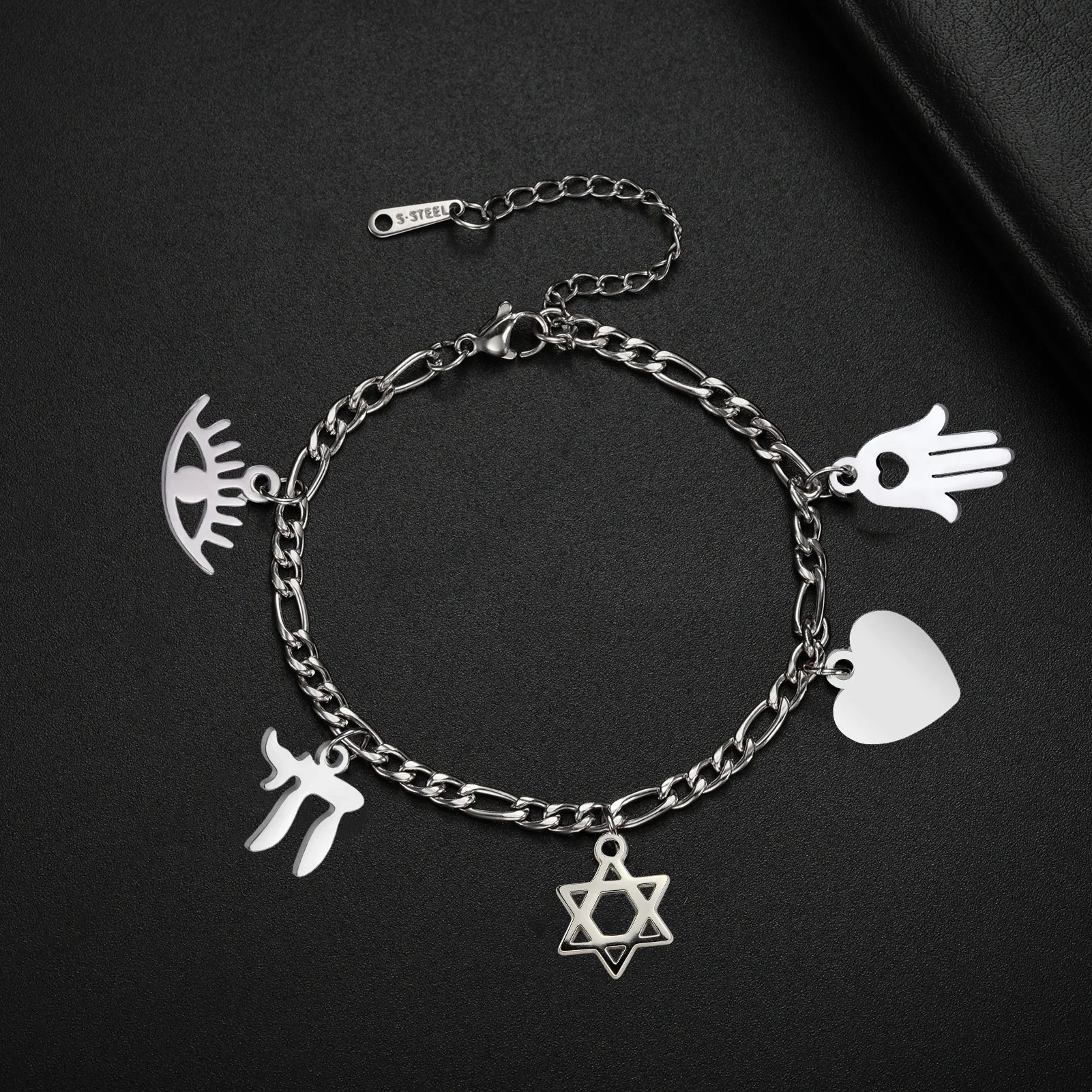 Pulsera ajustable con colgantes de protección judía plata