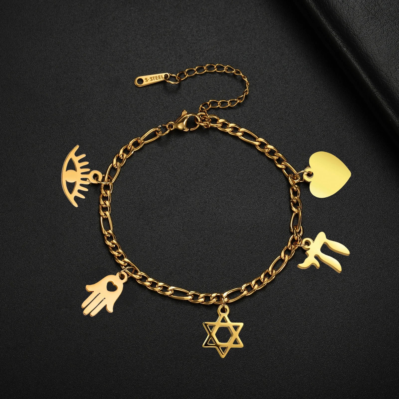 Pulsera ajustable con colgantes de protección judía oro