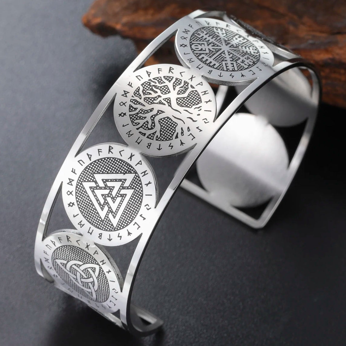 Pulsera árbol de la vida de estilo nórdico adornada con runas plateadas