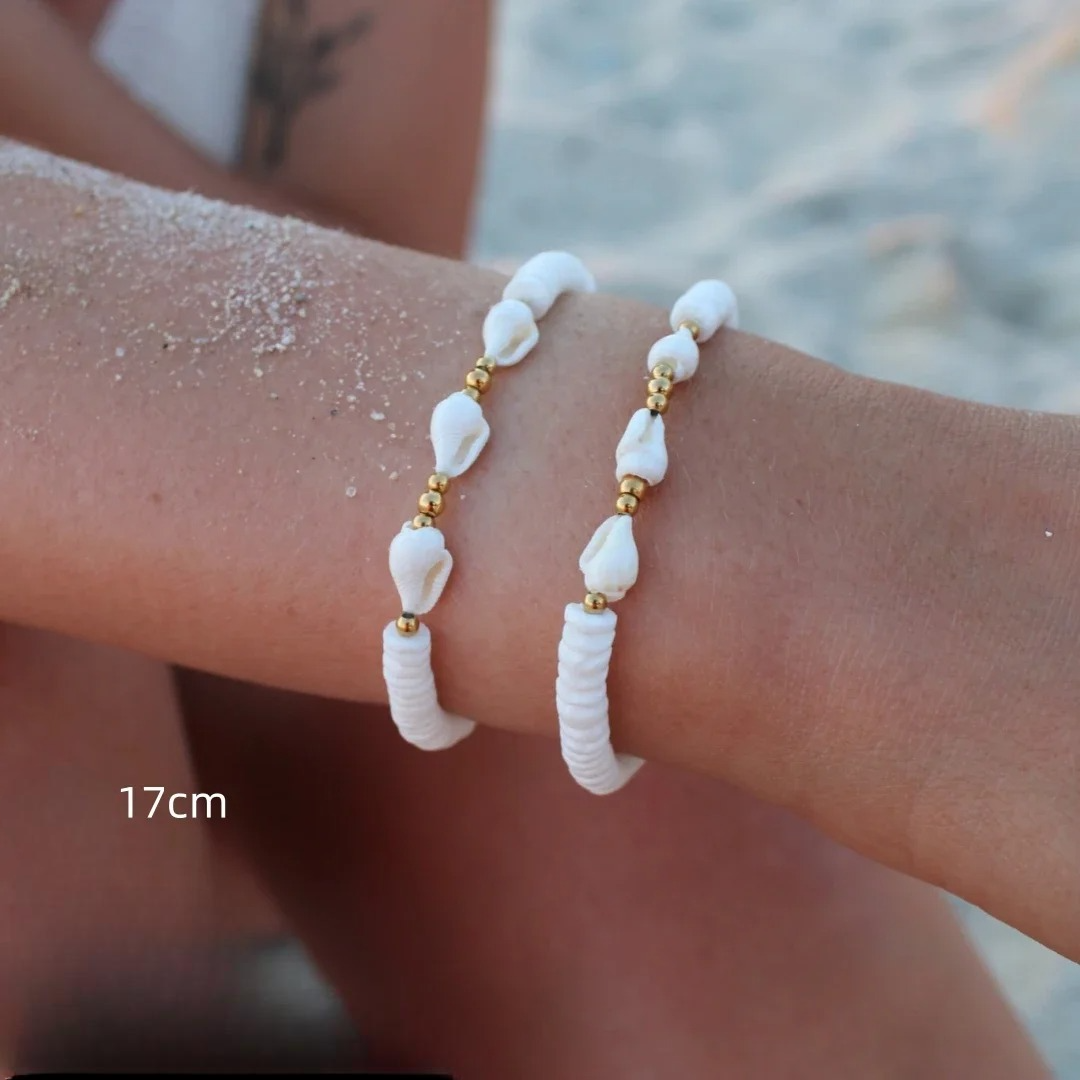 Pulsera con concha Cauri y perlas
