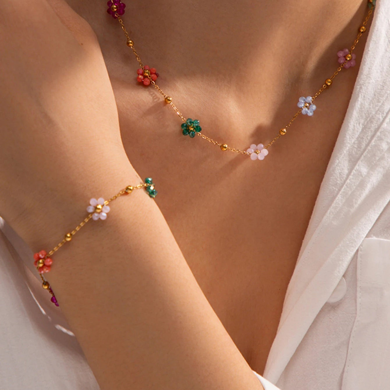 Pulsera con Flores de Colores