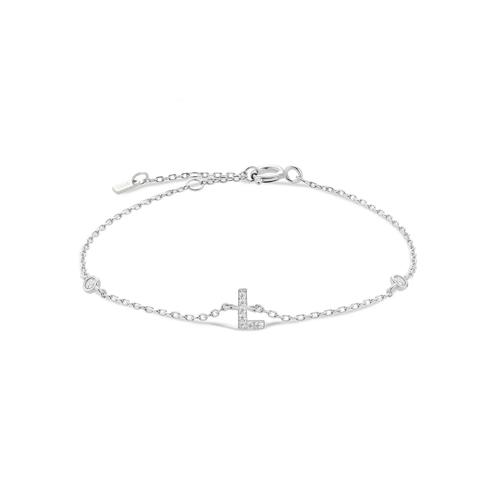 Pulsera con inicial de strass plateado l