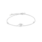 Pulsera con inicial de strass plateado k