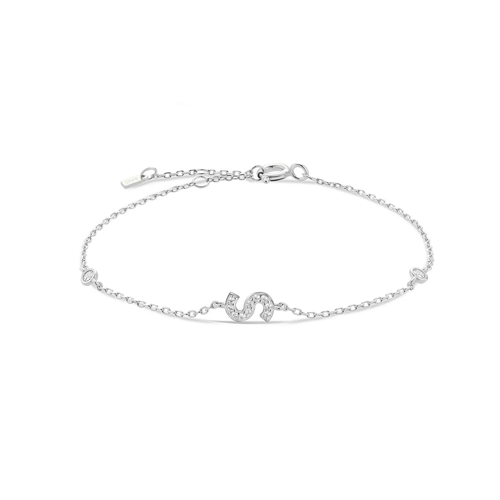 Pulsera con inicial de strass plateado s