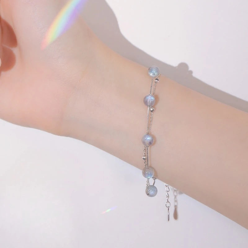 Pulsera con cuentas de piedra luna de reflejos irisados