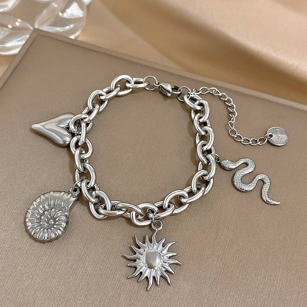Pulsera con Sol y Conchas para Hombre o Mujer plata