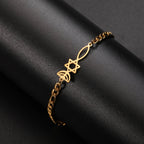 Pulsera con símbolos judíos Menorah y la <span data-glossary-id="etoile-de-david">Estrella de David</span> de oro