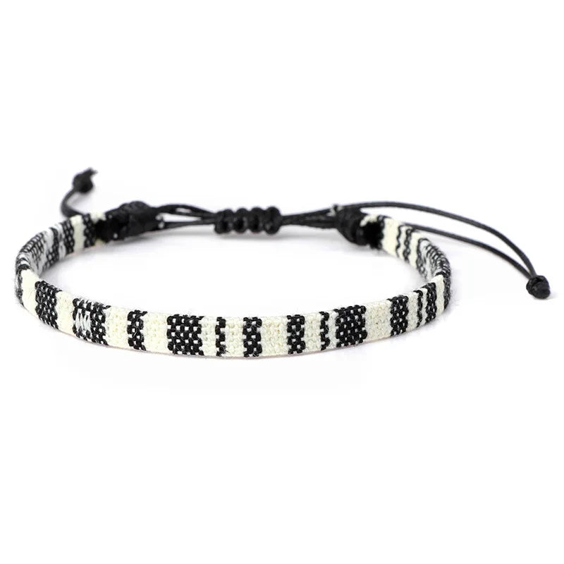 Pulsera brasileña de amistad tejida a mano negro y blanco