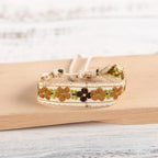 Pulsera brasileña boho bordada hecha a mano beige