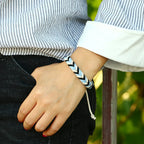 Pulsera brasileña de hilo de algodón con efecto natural azul
