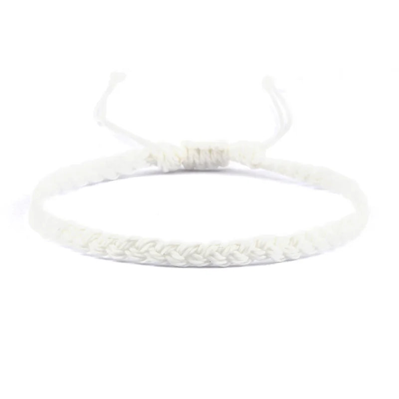 Pulsera brasileña fina y ajustable blanca