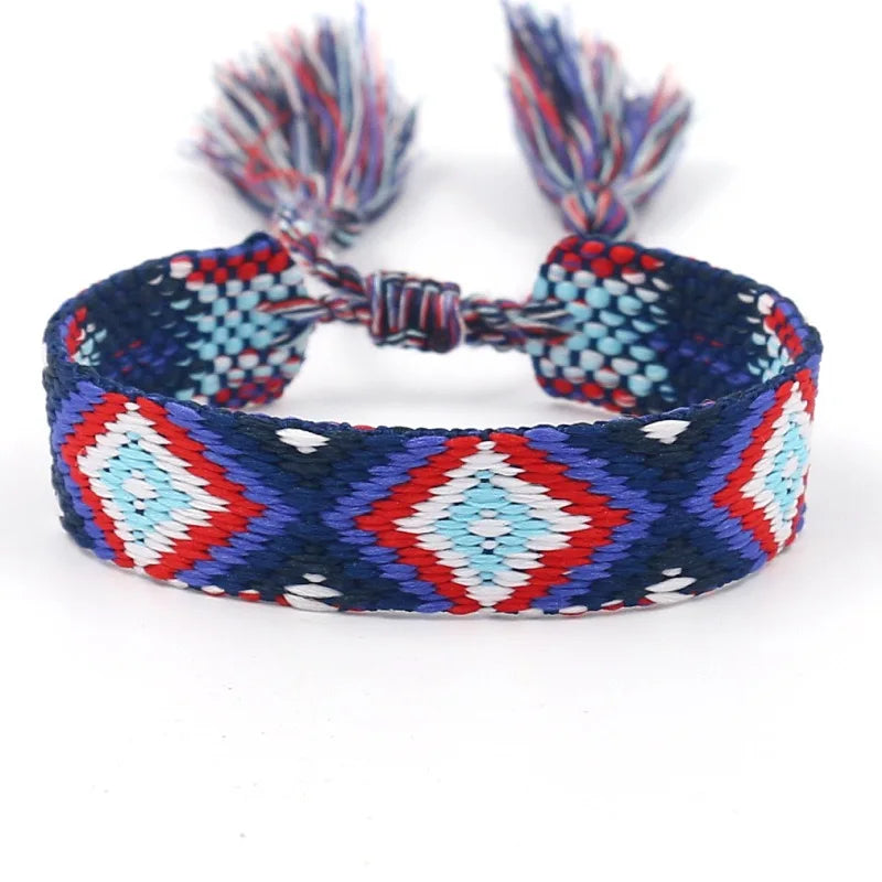 Pulsera brasileña ancha con motivos geométricos azul