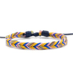 Pulsera brasileña minimalista de hilo de algodón amarillo