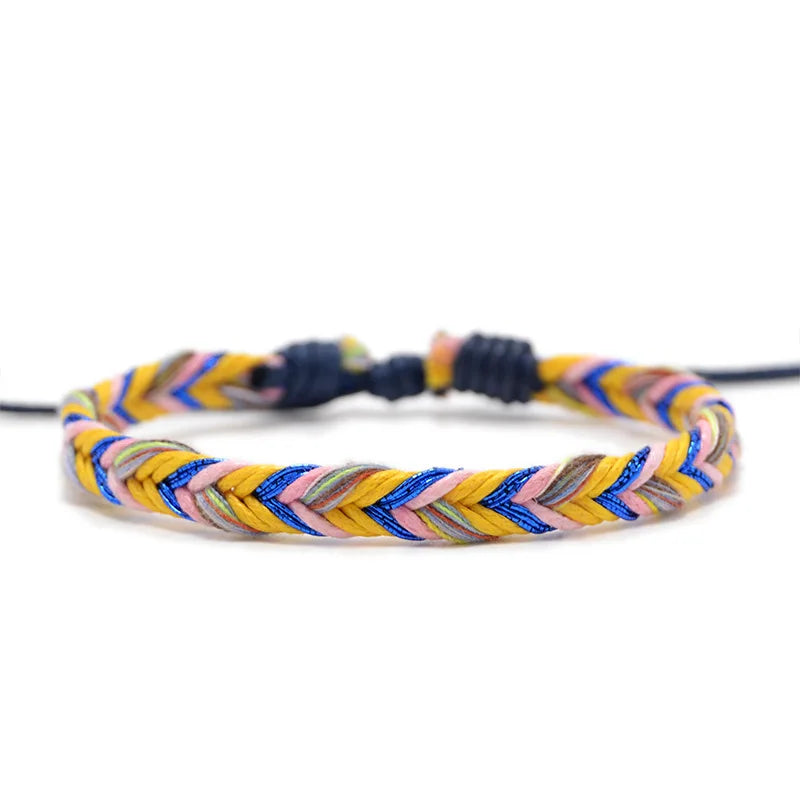 Pulsera brasileña minimalista de hilo de algodón amarillo