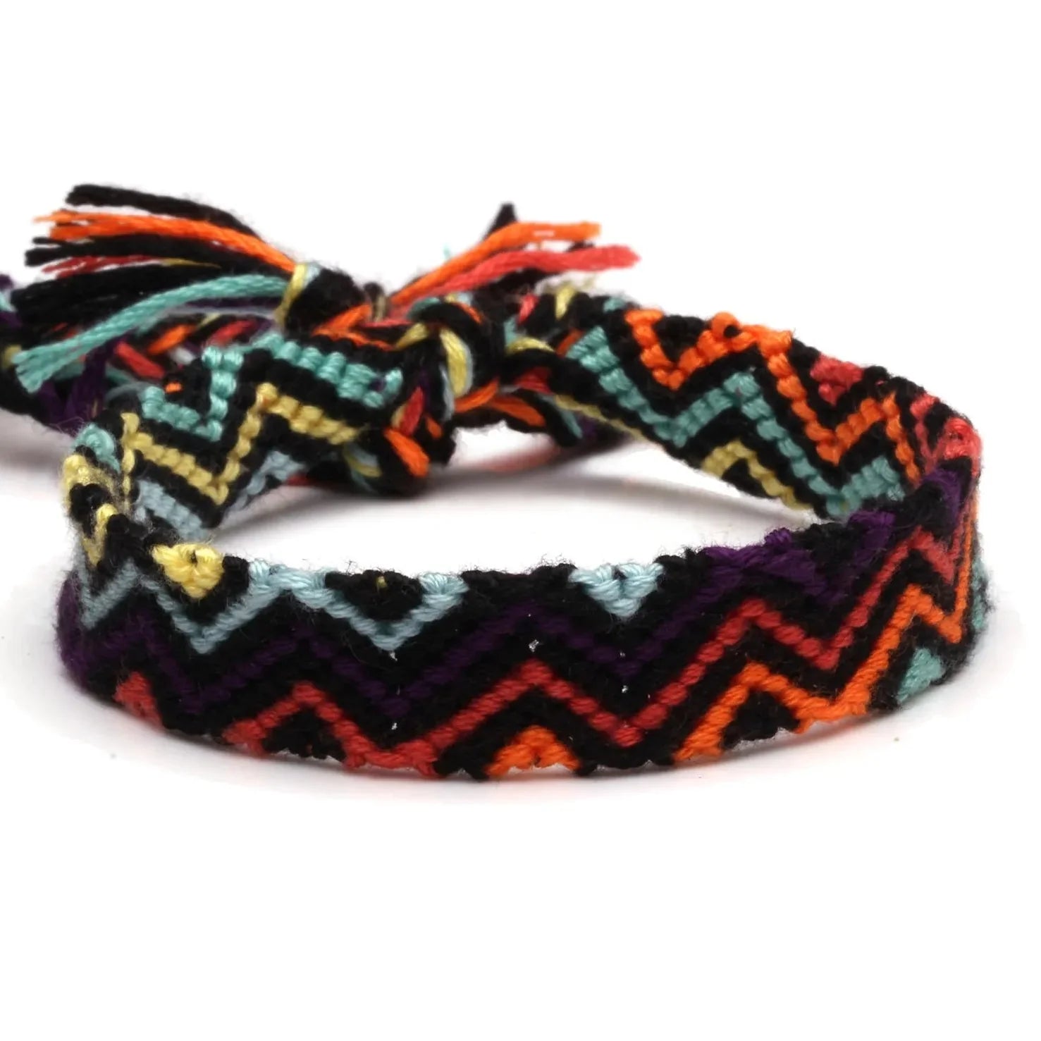 Pulsera brasileña multicolor con motivos impermeable
