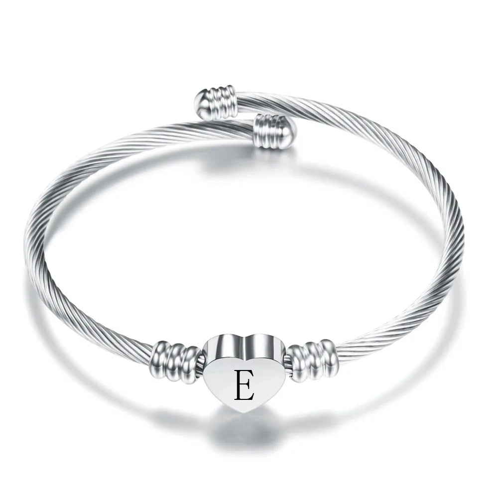 Pulsera corazón con inicial de plata e