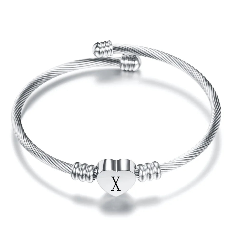Pulsera corazón con inicial de plata x
