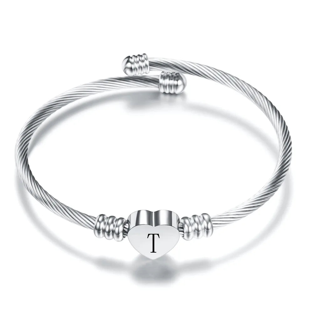 Pulsera corazón con inicial de plata t