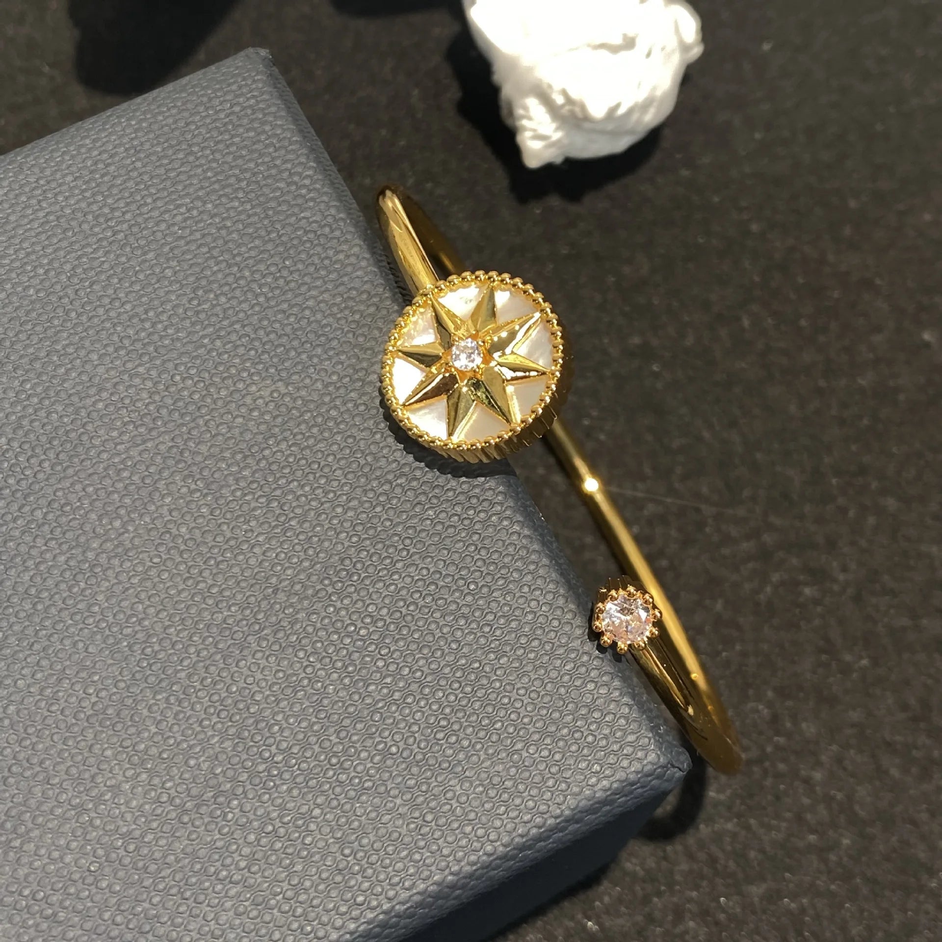 Pulsera Brújula Rosa de los Vientos