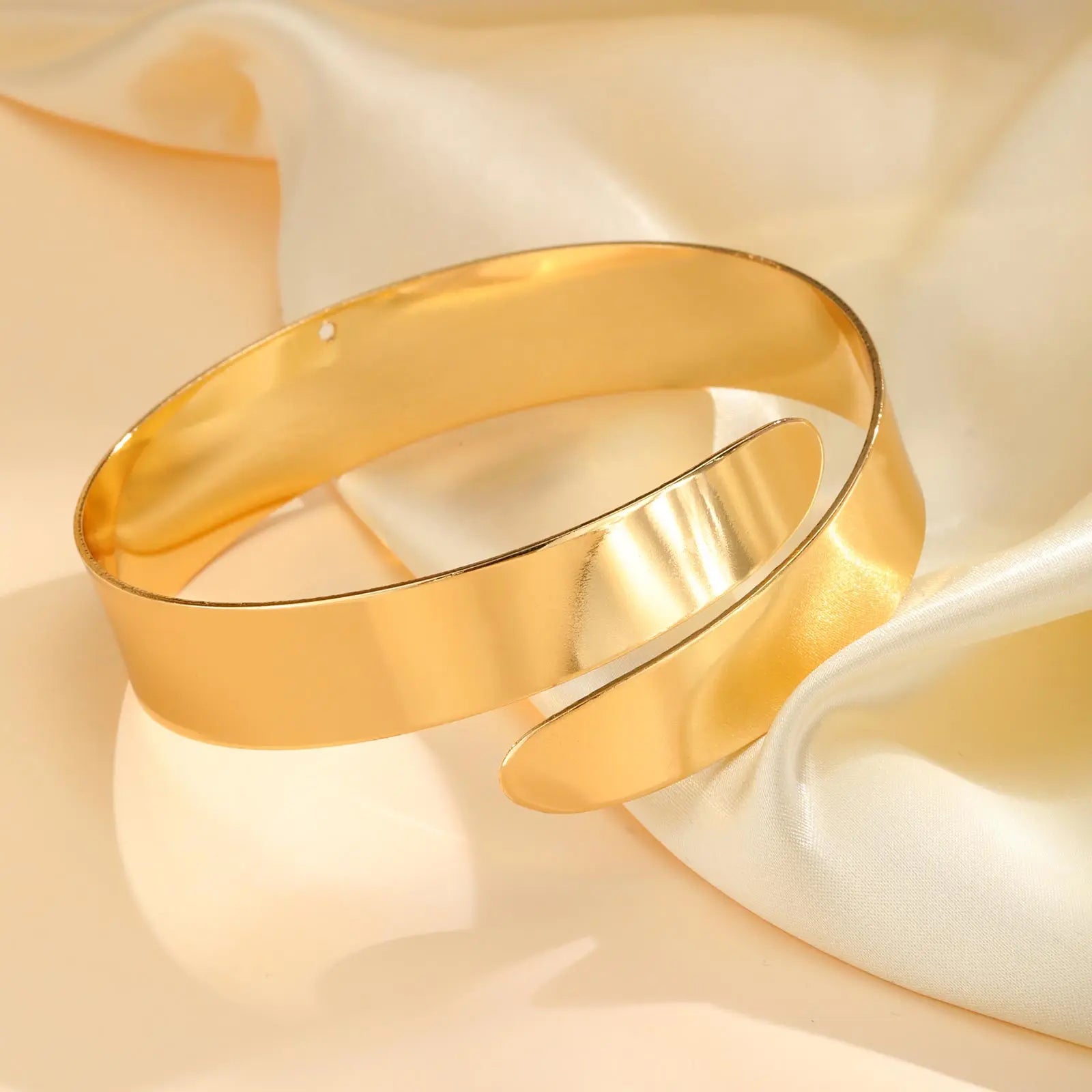 Pulsera de brazo para mujer dorada - cadena para bíceps oro