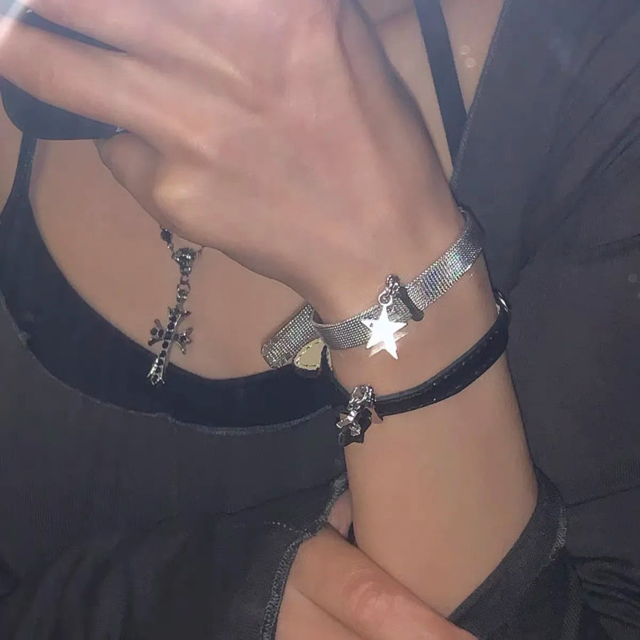 Pulsera de encanto con estrella de astrología