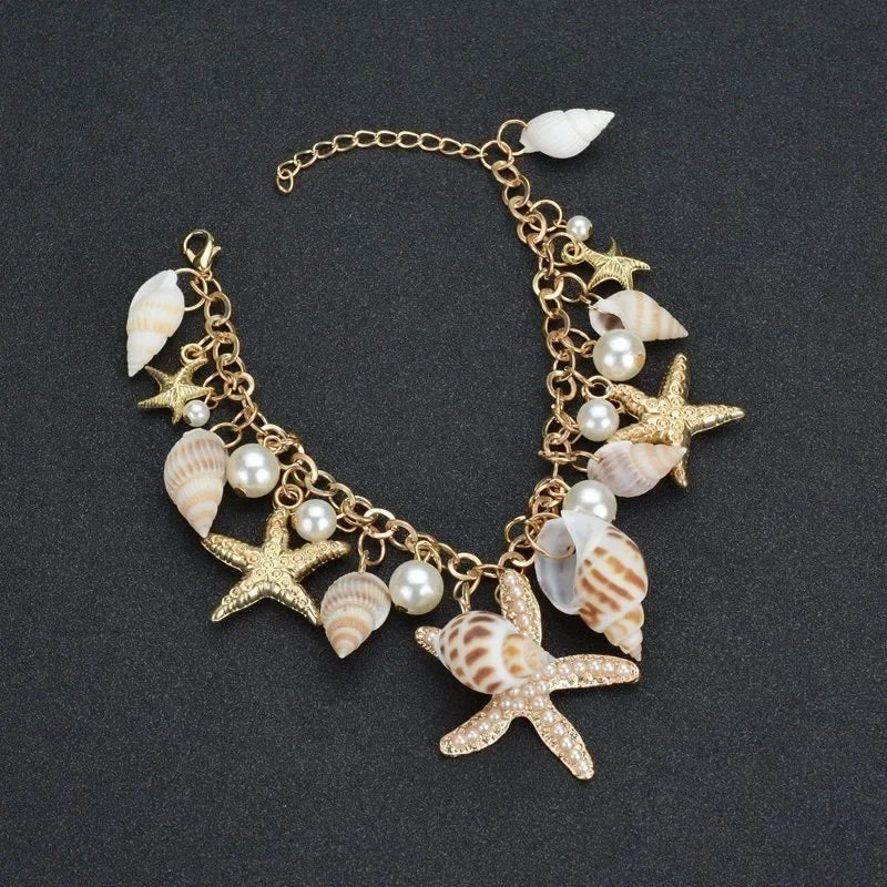 Pulsera Elegante con Conchas dorada
