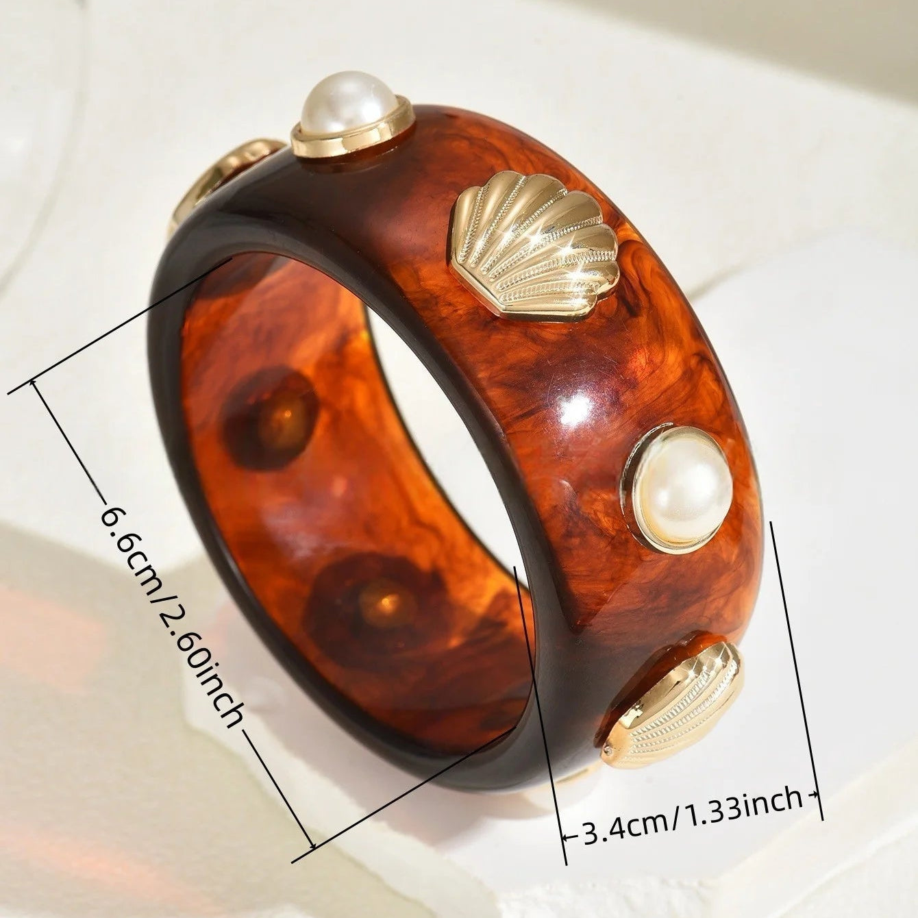 Pulsera de resina con concha