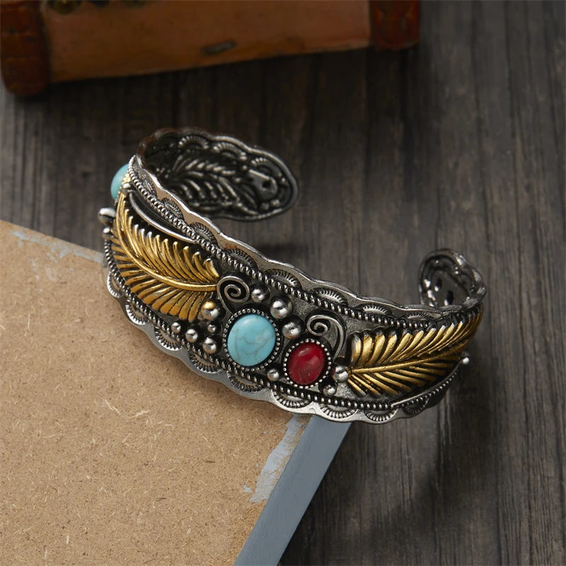 Pulsera Étnica Vintage con Piedras y Plumas oro y plata