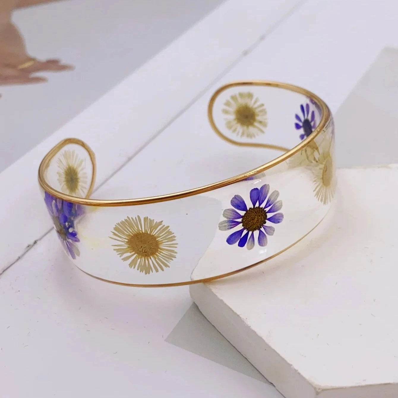 Pulsera Gourmette Flor en Resina Transparente violeta b