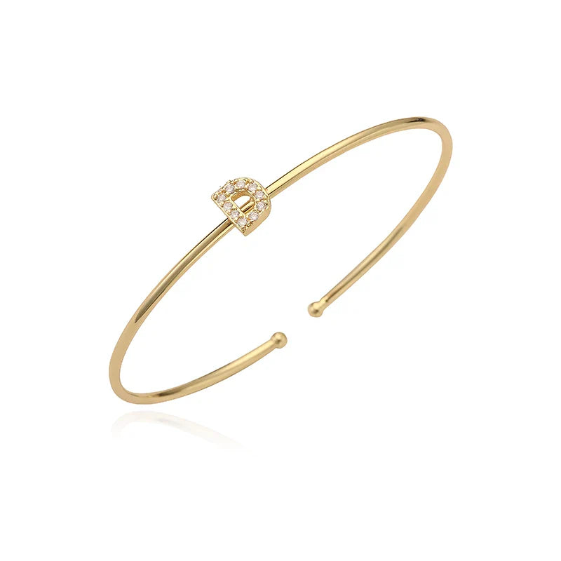 Pulsera minimalista con inicial d