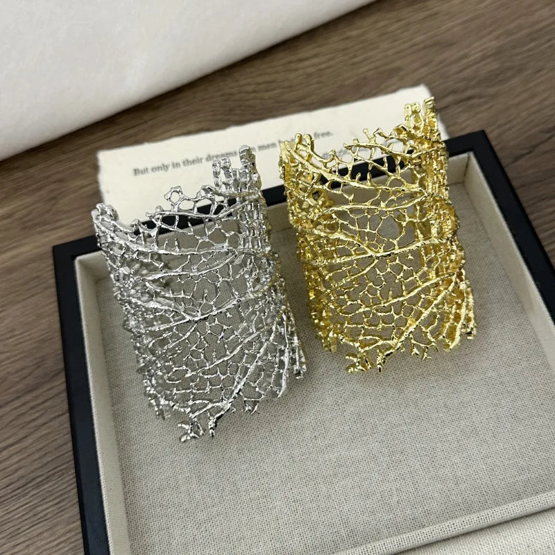 Pulsera Ancha Coral Mujer plata