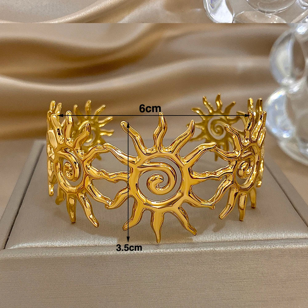 Bracelet manchette multi-soleils dorés