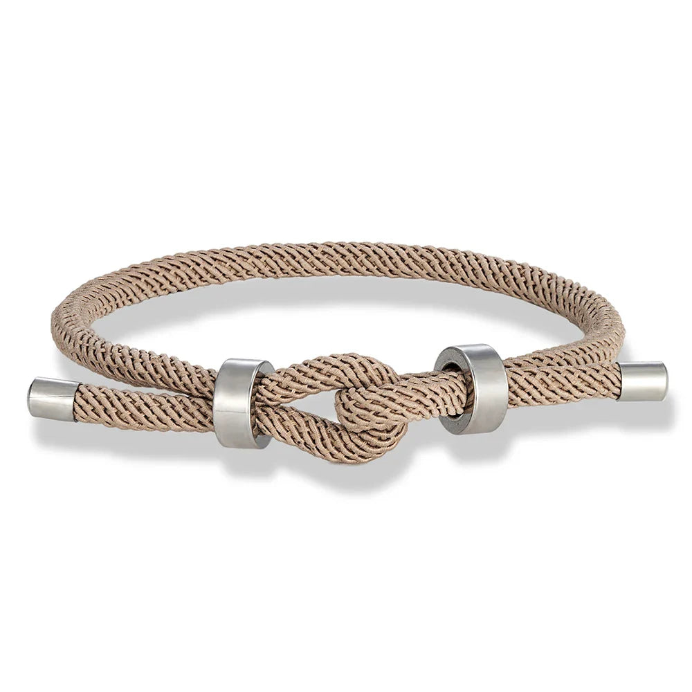 Pulsera moderna de cuerda trenzada con nudo beige